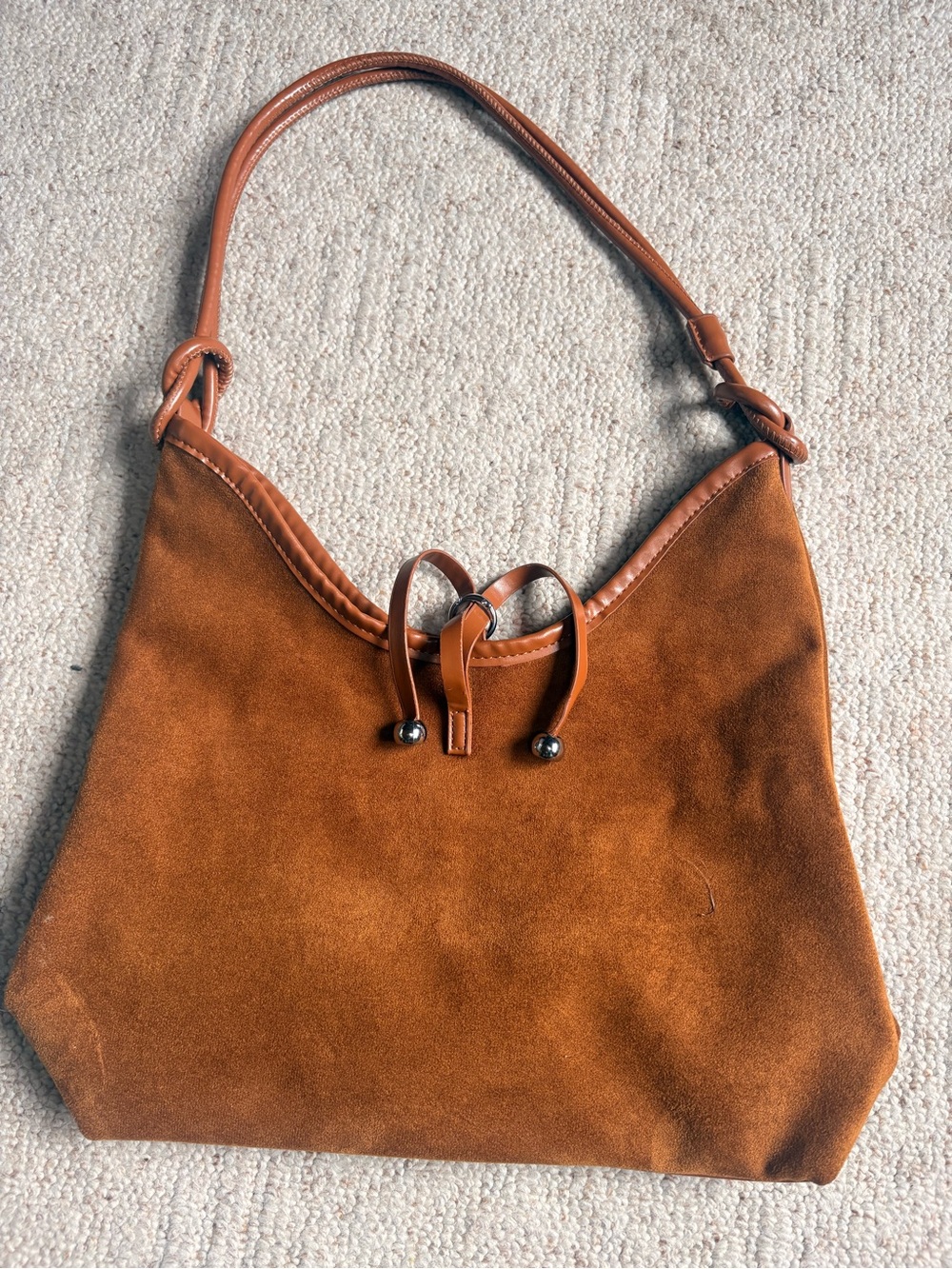 Women's Suede Shoulder Bag in Cognac Brown